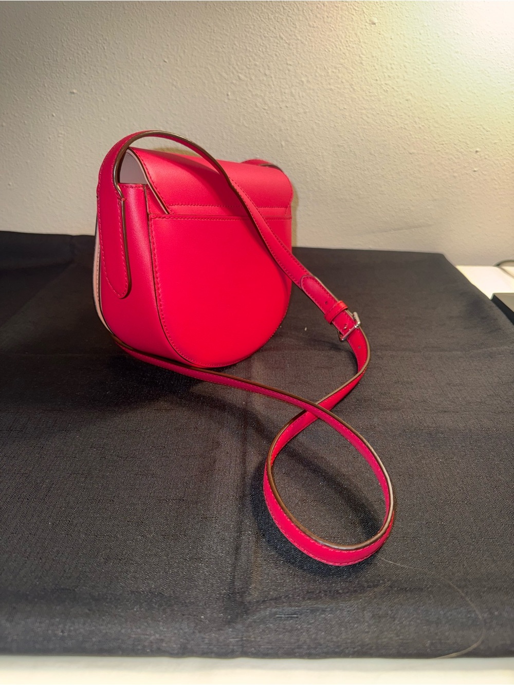 Ralph Lauren Hot Pink Leather Saddle Crossbody with Tassel - Picture 3 of 12